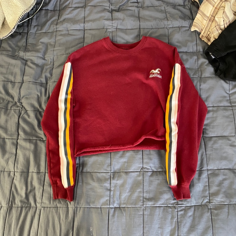 Hollister cropped sweatshirt